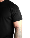 Muscle-Fit Strick-T-Shirt – Schwarz